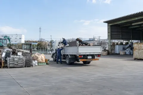 産業廃棄物・収集運搬の写真 No.22