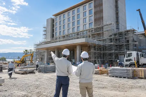 ホテルの建設現場（総合建設・ビル・マンション・店舗・工場の写真 No.52）